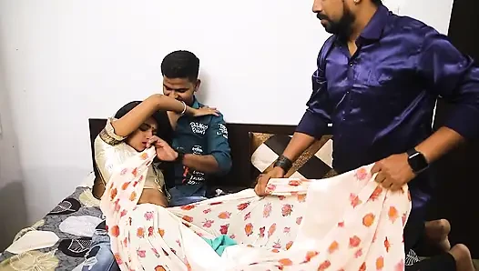 İki üvey erkek kardeş üvey kız kardeşini sikiyor, sert üçlü seks