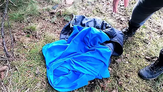 Soyun ve üzerinde yürüyün