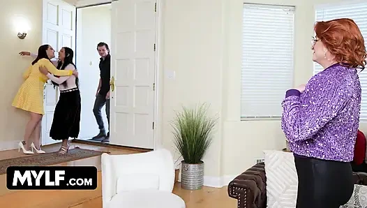 Kayınvaleder için yarağımı ölçmek üvey aile sikiş festivaline dönüşüyor