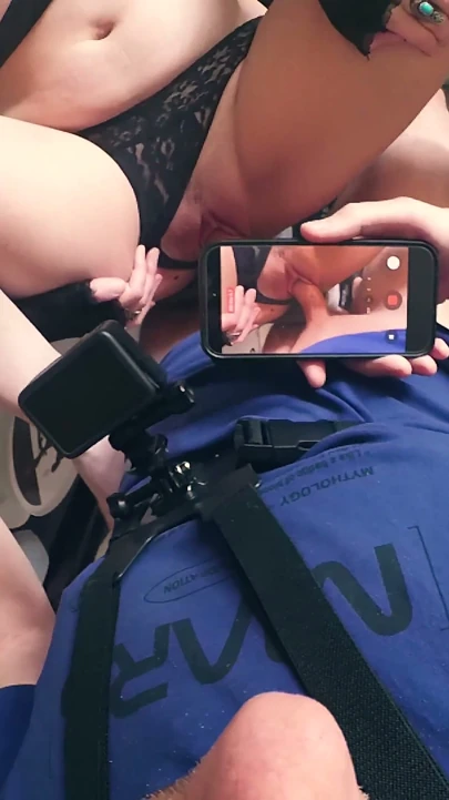 Bts. Bakış açısı Orta yaşlı seksi kadın amcık sikişi ve boşalması