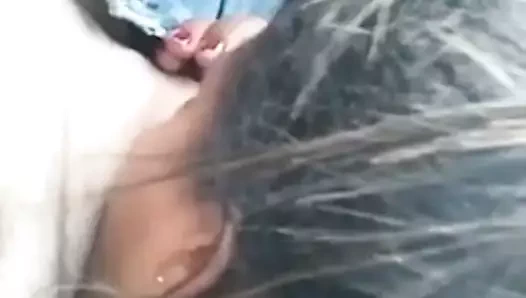 Boquete dentro do carro