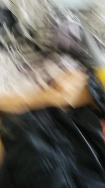 Вакуумный член с кожаной курткой