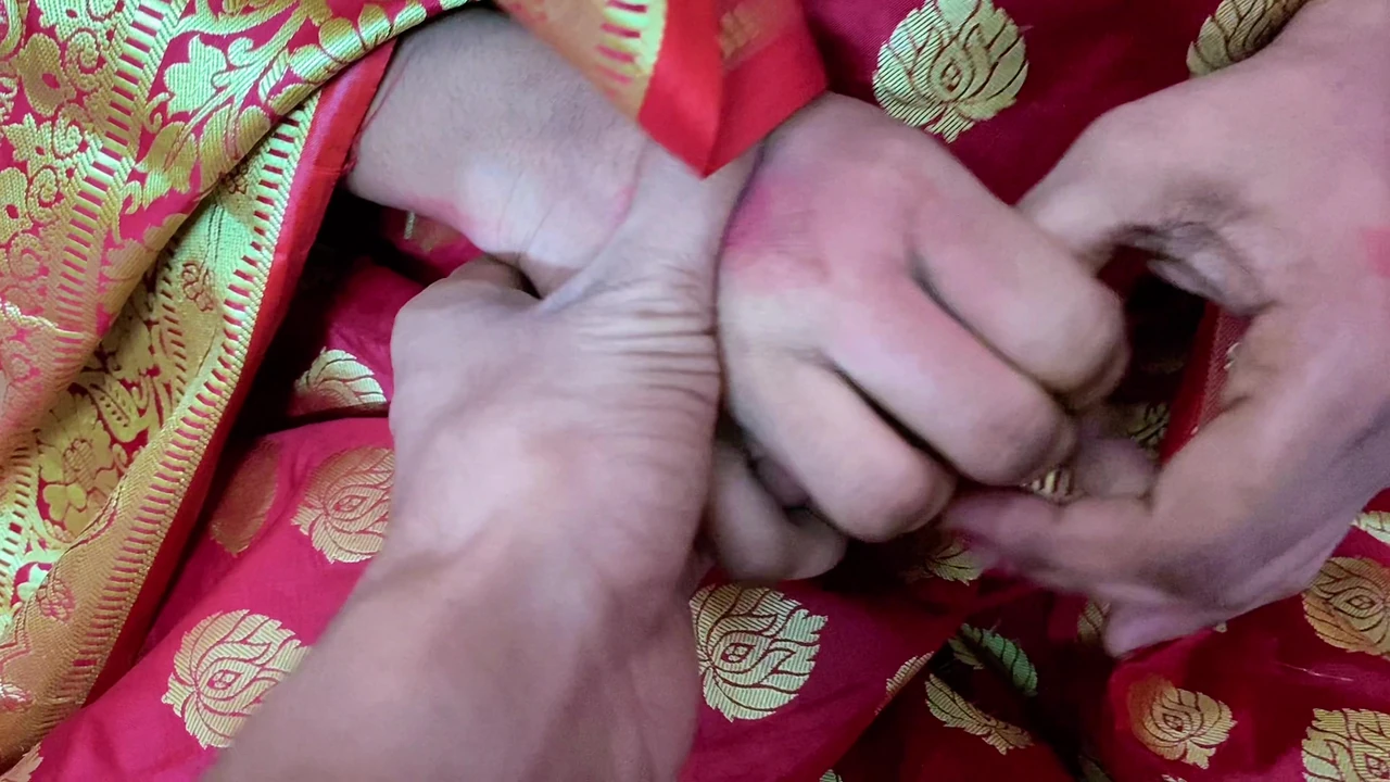 Làm tình đêm 1 tháng 9 mạnh bạo sau khi kết hôn với vợ của chính mình