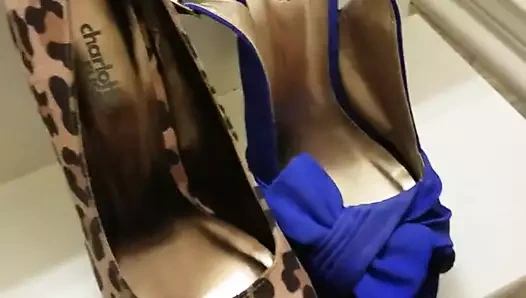 Cum içinde dikiz parmak topuklu ve yüksek topuk pompaları