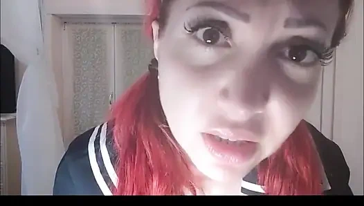 Bu ateşli kızların stomacache'sine yardıma ihtiyacı var, yardım edebilir misin?