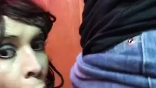 Cum için başka bir gurl emme!!!