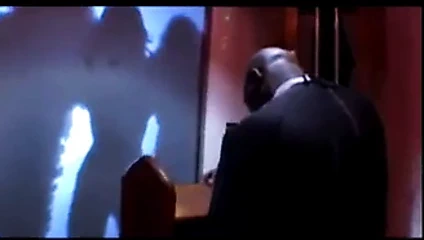 karanlığın ucubesi lucy lee