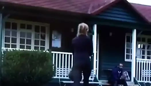 Bells 18 yaşındaki göt