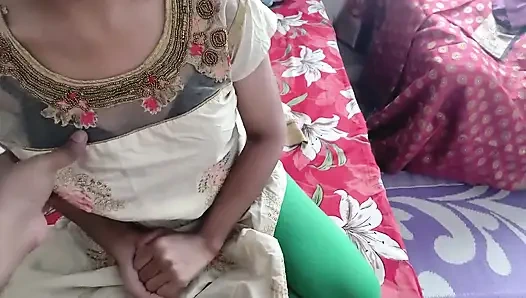 Üvey kız kardeş büyük yarakla sert çekirdek tamamen kremsi