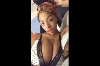 Büyük memeler kızdırmak