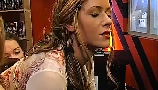 Yut Ve Sessiz Kal Vahşi Grup Seks