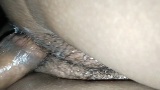 Hintli kadın kocası tarafından sert sikiliyor (Bengalce ses)deshi bangali boudi chuda chudi videosu.