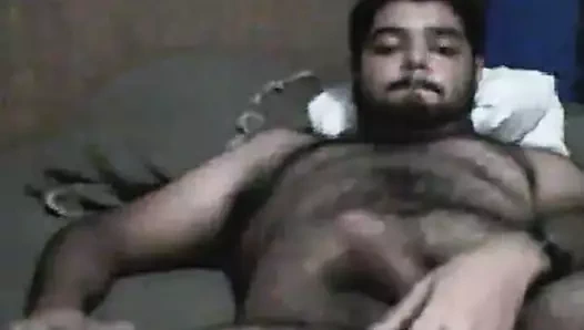 kıllı yavru ayı ile kıllı göt mastürbasyon