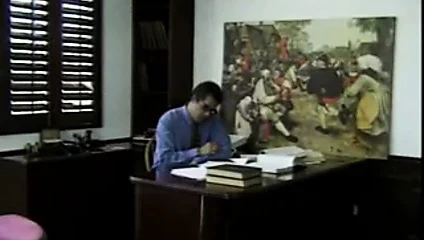 Karma eğitim yapan kathryn marie içinde ona en sıcak sahne