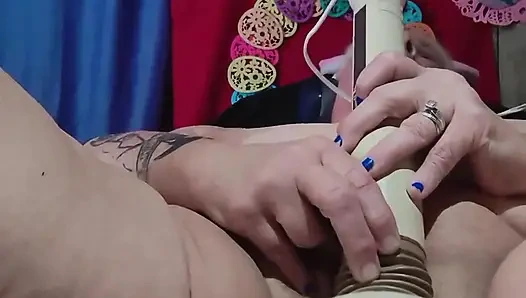 O klitoriste iyi vibratör