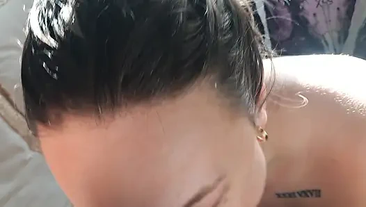 Derin boğaz ve ağzımda büyük bir sperm dozu