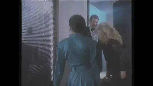 Calda femmina da letto - scene #02