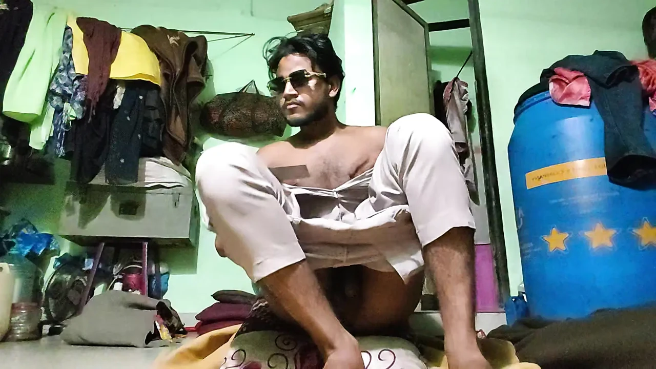 Good Boy Indian Muslim Billa X - Solo Masturbation
