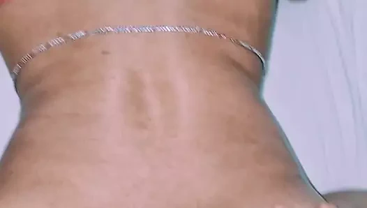 Evli kadın kocasıyla sikişiyor, çok zor.