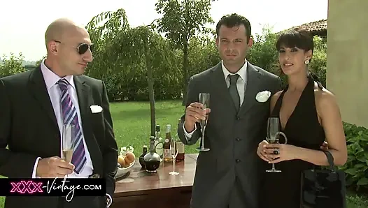 Düğünden önceki son sadakatsizlik