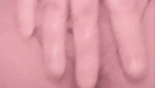 Sürtünme benim klitoris kadar ben fışkırtma