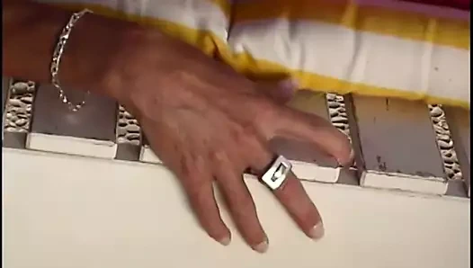 güzel pembe sarışın olduğunu azgın için bazı tuzlu horoz