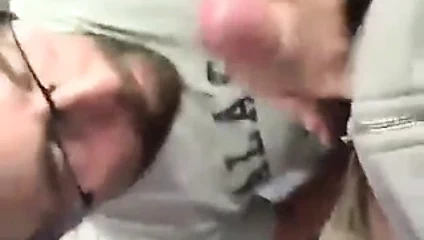 Bj içinde umumi tuvalet