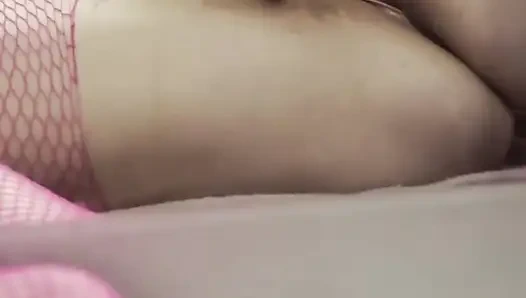 Aynada kendimle oynuyorum