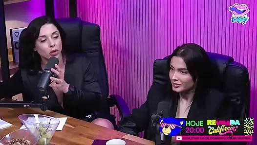 Fantezilerini paylaşan beş ateşli latinle müstehcen bir sohbet.