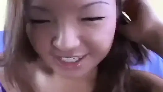 Carrie bir çift emiyor