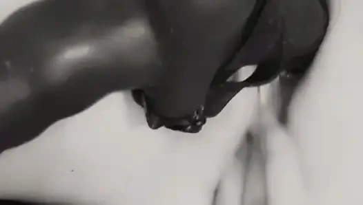 O yarağı dudakla tut