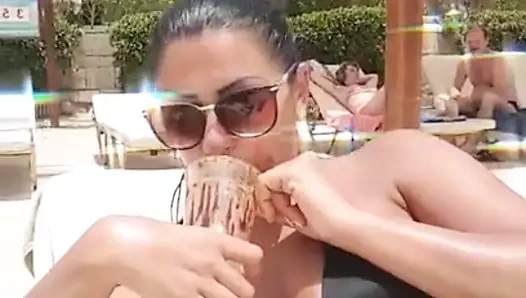 Lavinia danciu ile sıcak, sıcak