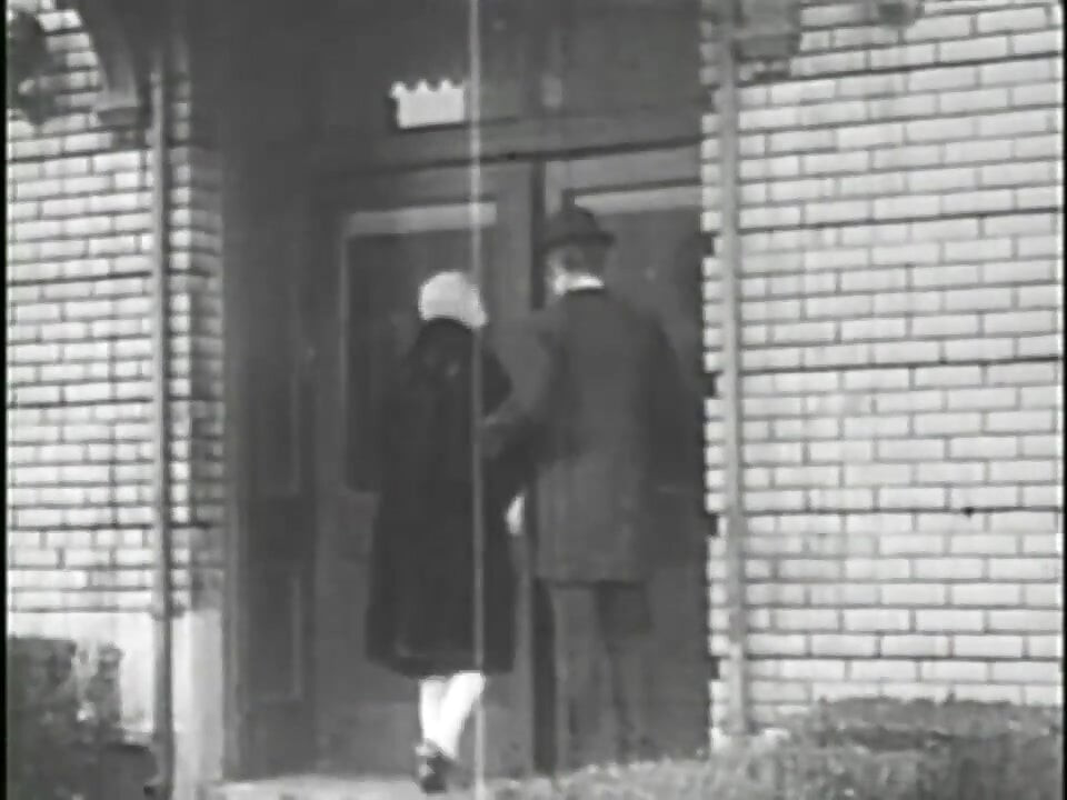 Büyükbabanın ev partisi - (full hd'ye yükseltildi)