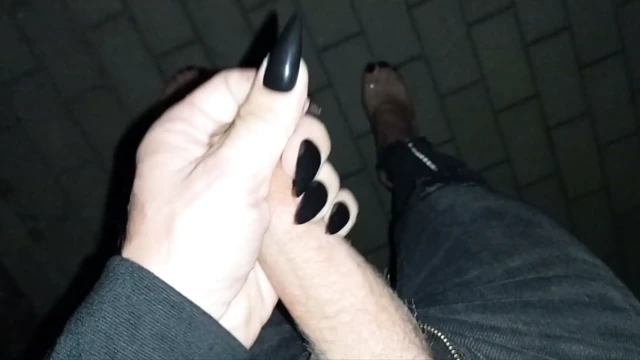sokakta sikimi sağmak