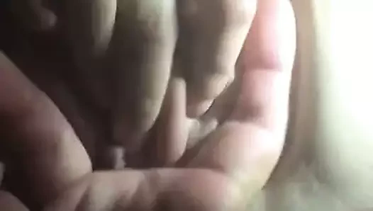 Karısının arkadaşı eğleniyor