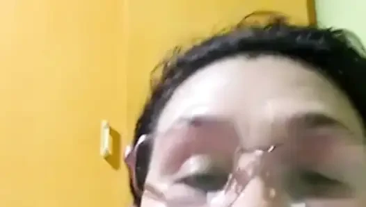 Götlü kadın görüntülü görüşmede tekrar fışkırtmak istiyor