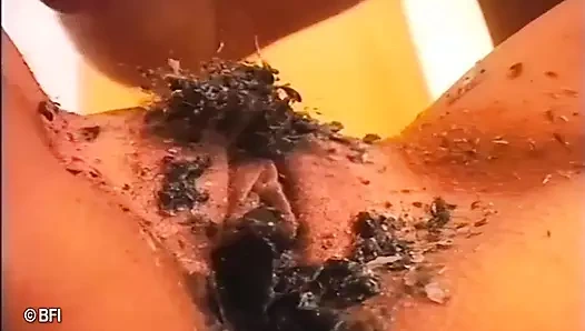 İyi disiplinli köle kızlar