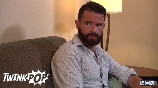 Twinkpop - muhteşem Brandon Evans Brendan Patrick'e gerçek şeyin ne kadar iyi hissettirdiğini gösteriyor