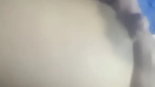 Üvey erkek kardeş üvey üvey kız kardeşini sikiyor