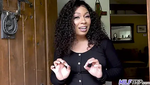 Siyah orta yaşlı seksi kadın Anita Peida azgın bir yarağı iyileştiriyor