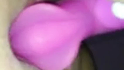 Deutsche ex macht es sich fuer mich 4 (Orgasmus)