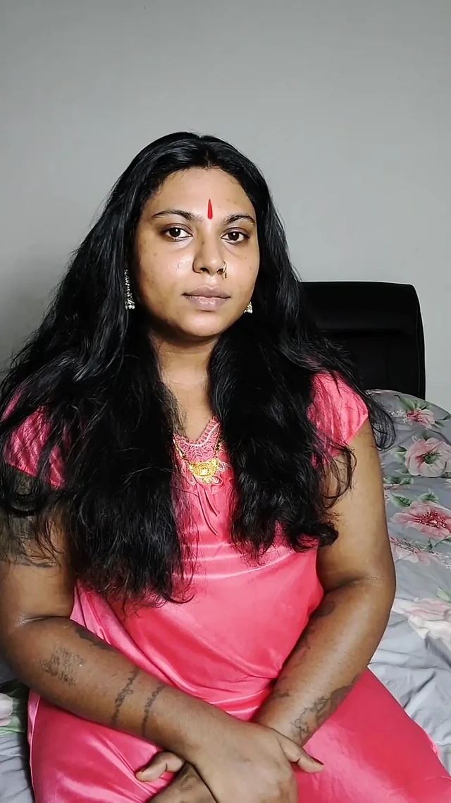 MARUMAGAL Ilaria соблазняет ее MAMANAR