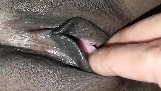 Bu amatör anal seksi gerçekten seviyor