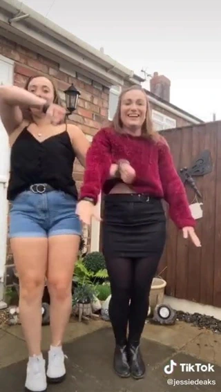 Tiktok tayt