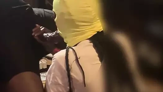 Sikimin üzerinde salya akıtırken yakalandı