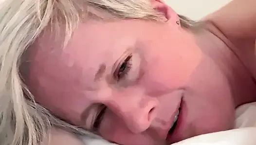 Horny MILF Can't Resist A Good Fucking