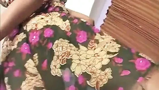 Esmer hatun ateşli amcık sikişinin ardından yüzüne boşalıyor