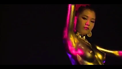 Japon erotik altın dansçı
