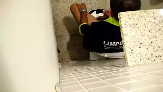 Erkekler tuvalette ateşli 1