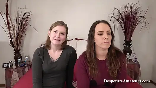 Çaresiz amatörler Nicole Alisha ateşli kız kız sikişirken Mia ve Tara sıkı amcıklarını sert siktiriyor